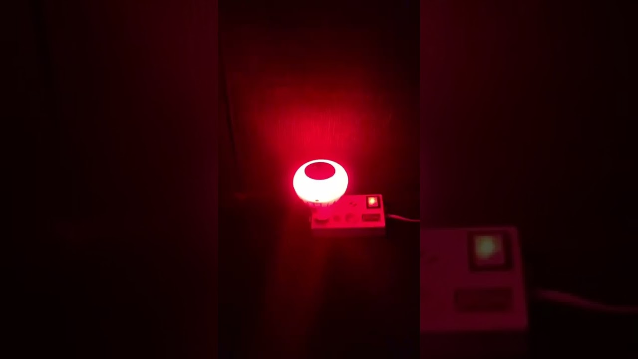 Lâmpada Musical Bluetooth Baladinha em Casa