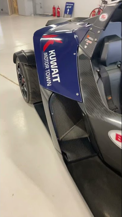 KTM X-Bow & Ariel Atom @ Kuwait Motor Town