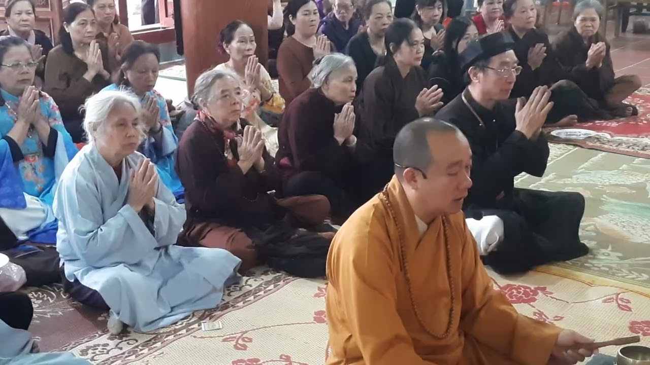 Cúng đầu xuân tại đình Xuân phường Kim Bảng tỉnh Hà Nam