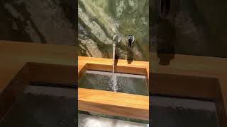 Floating Timber Basin #interiordesign #homedecor #basin #wood #hotel #resort #villa #apartment #mumu