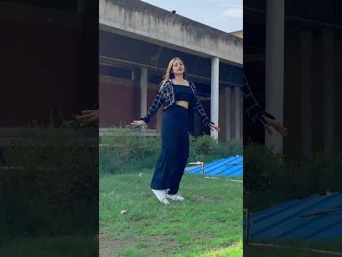Shake kra😍♥️viral song 🔥#dance #trending #viralgirl #today #viralshorts #youtube #youtubeshorts