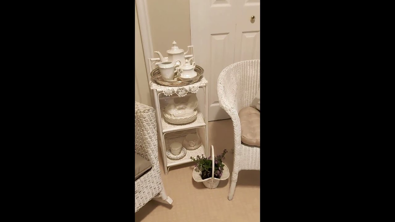 Styling My Antique Wicker Chair | Rustic Farmhouse Decor 