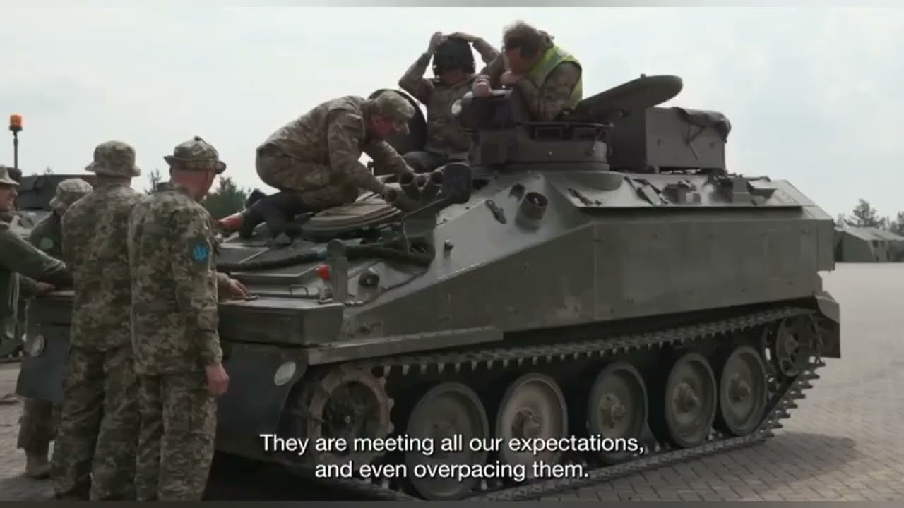 The Defense Ministry of Great Britain published footage of training of the Ukrainian military