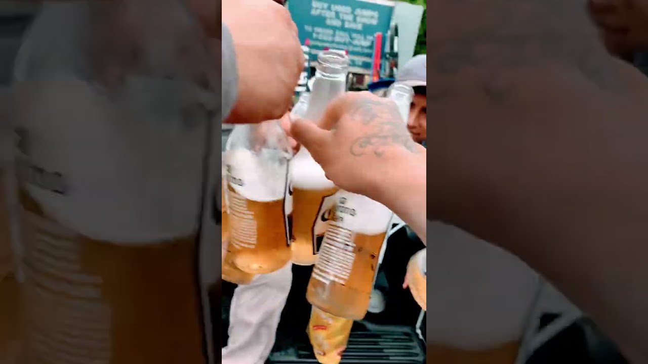 Break time with my Mexican crew 🔥🍻