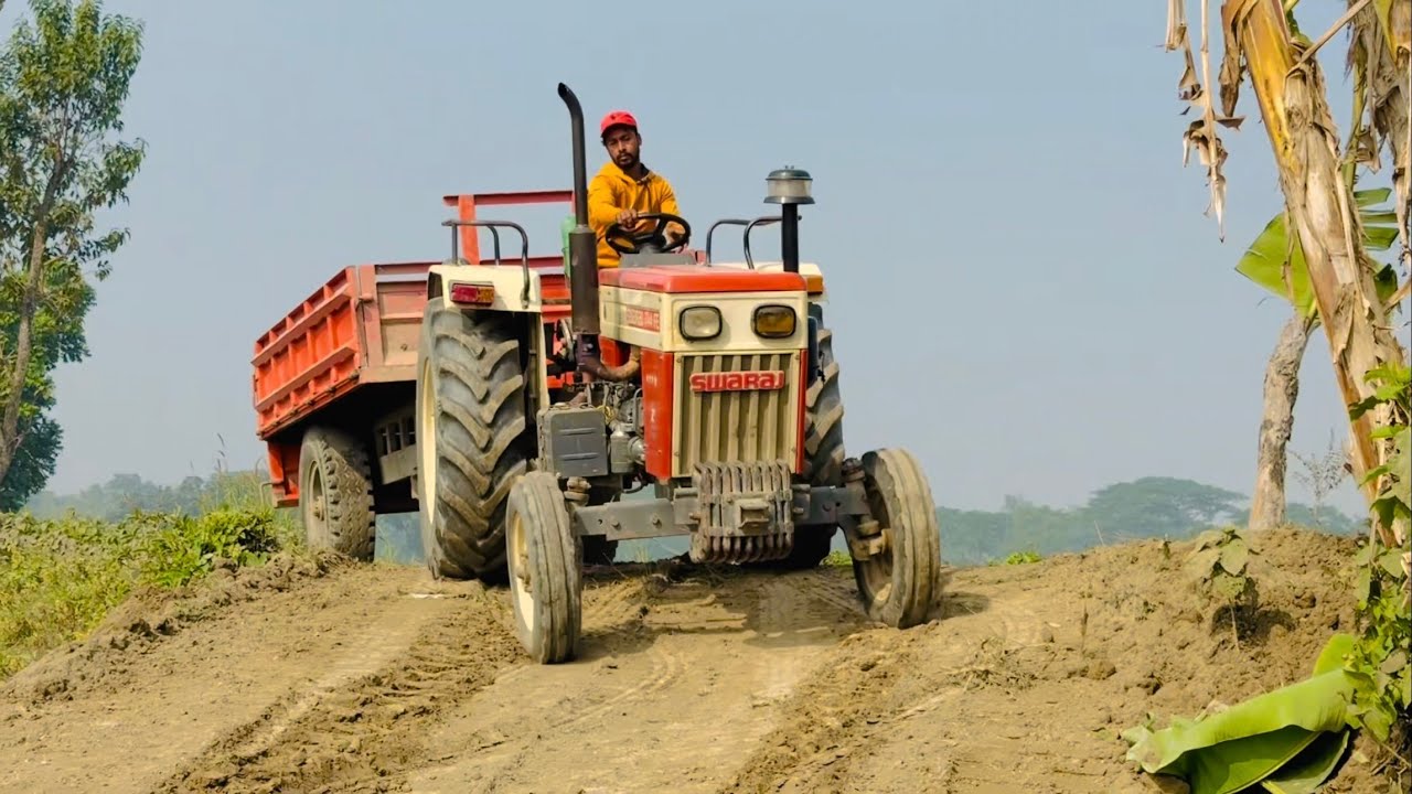 Tow Swaraj 744 FE Tractor Loading by Excavator KATO | Swaraj 735 FE | Tractor Working With Trolley