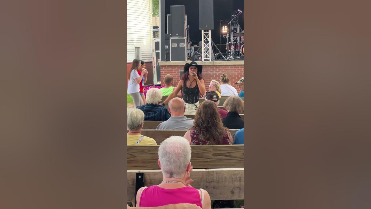 Ashley Wineland - Plymouth County Fair Le Mars, IA - Crank It Up Tour Recap