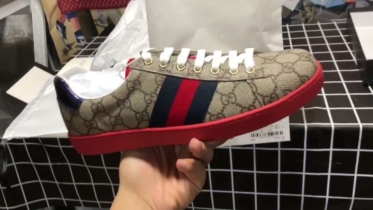 gucci red sole