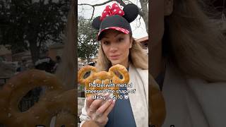 It was definitely dry and over priced lol the cheese was artificial 🥴🤣 #cute #snacks #disney #food