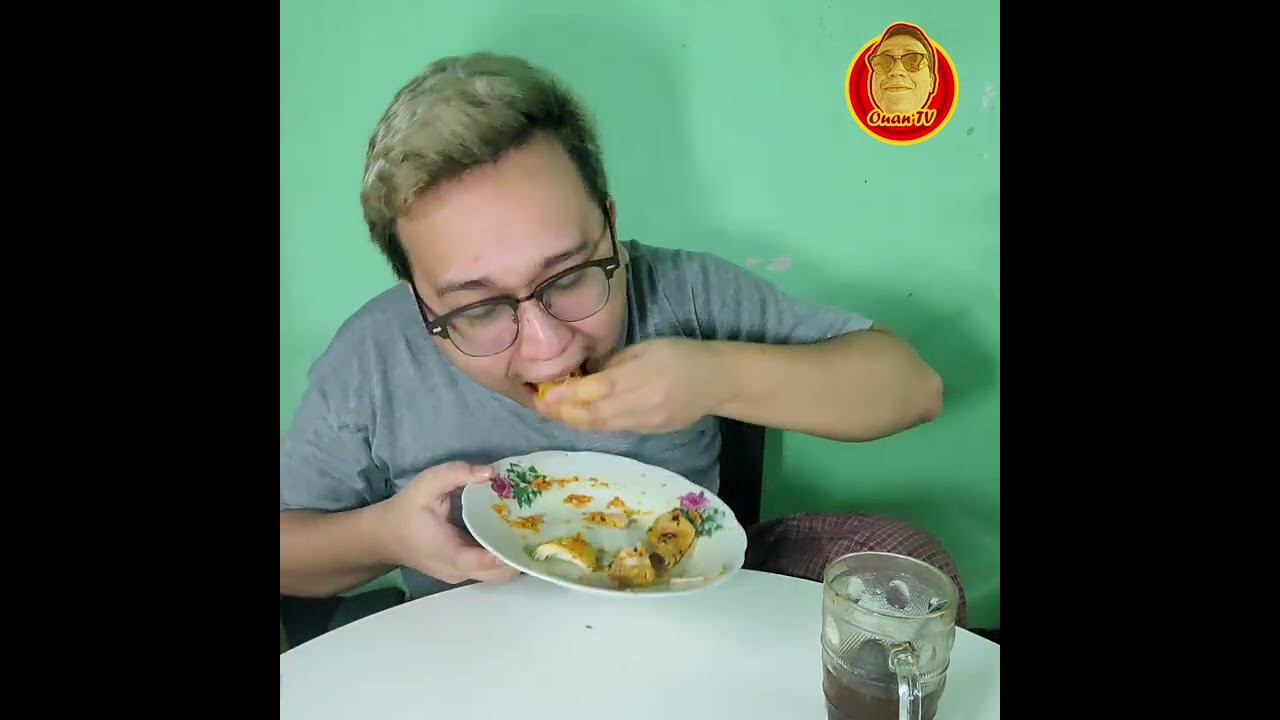 Eating chicken biryani and roti (Yite Sar Episode-1)