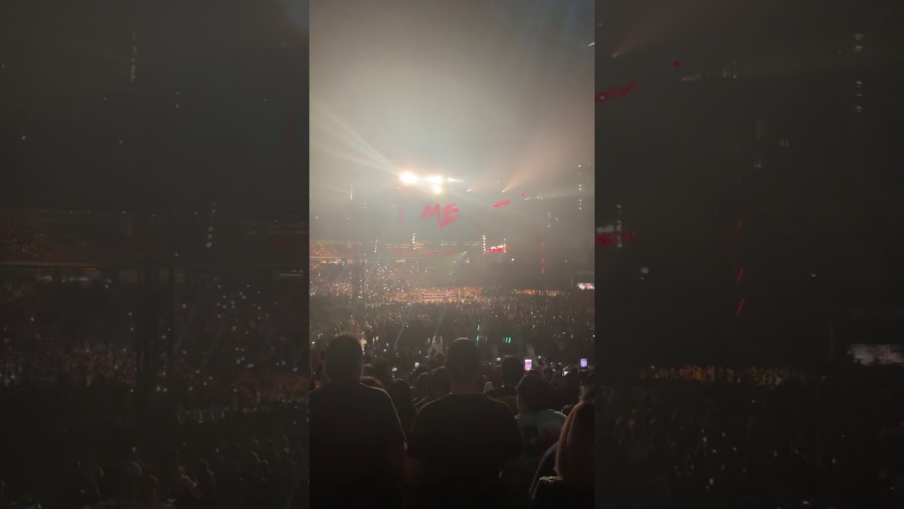 Daniel Bryan/The fiend Bray Wyatt entrances