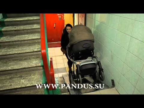 Откидной пандус для колясок в подъезде Pandus.su