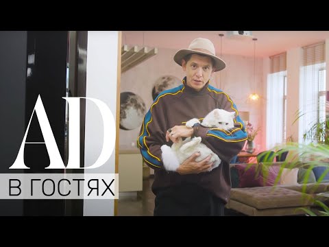 AD в гостях у стилиста Влада Лисовца: кот Бандит, терраса на крыше и идеальная гостиная