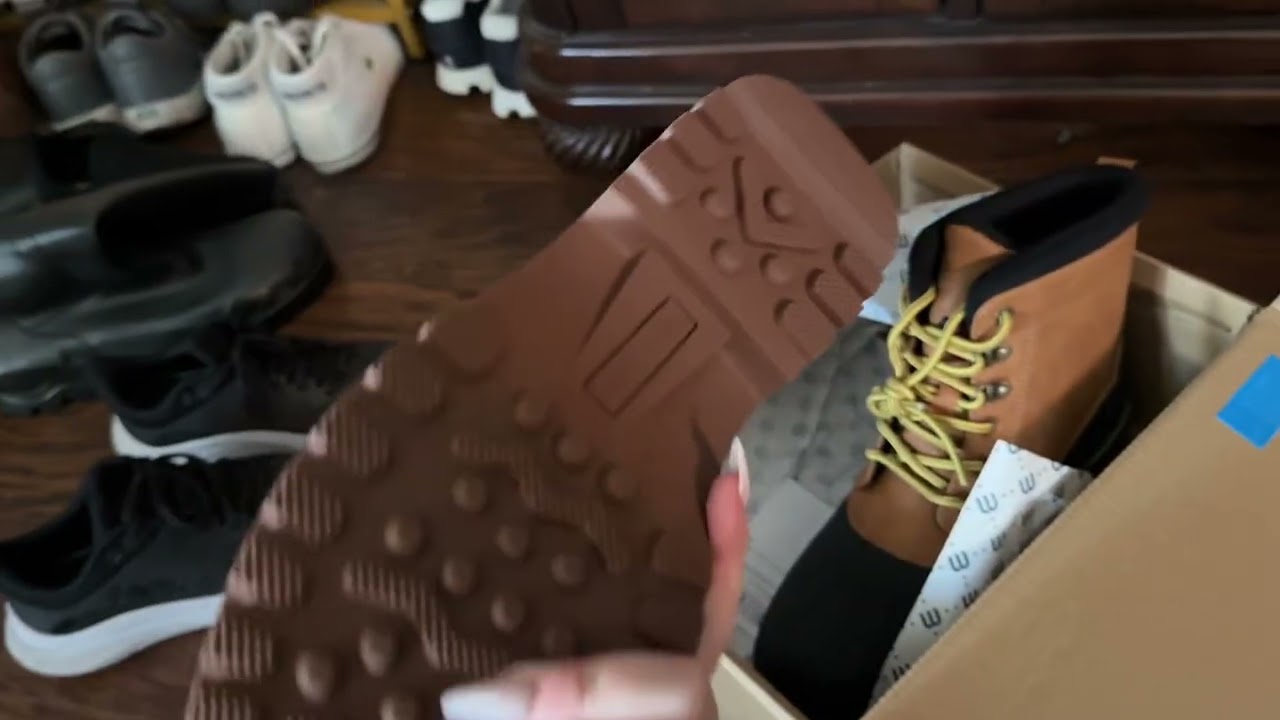 Mens Insulated Waterproof Snow Boots Overview| Is This Product Worth The Cost? 