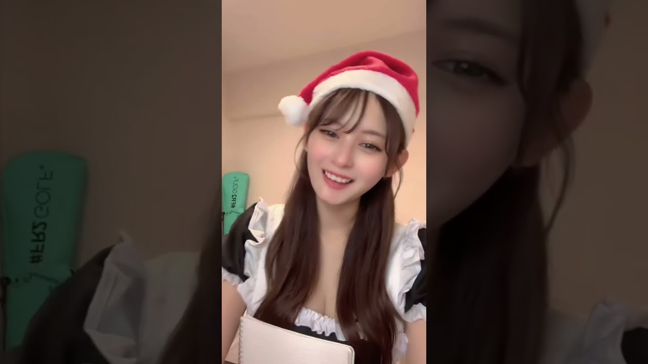 Beautifull Maid Cosplayer With Cute Voice 😍 Merry Christmas😍