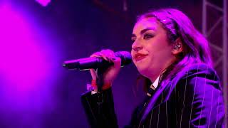 Charli XCX  Glastonbury 2015