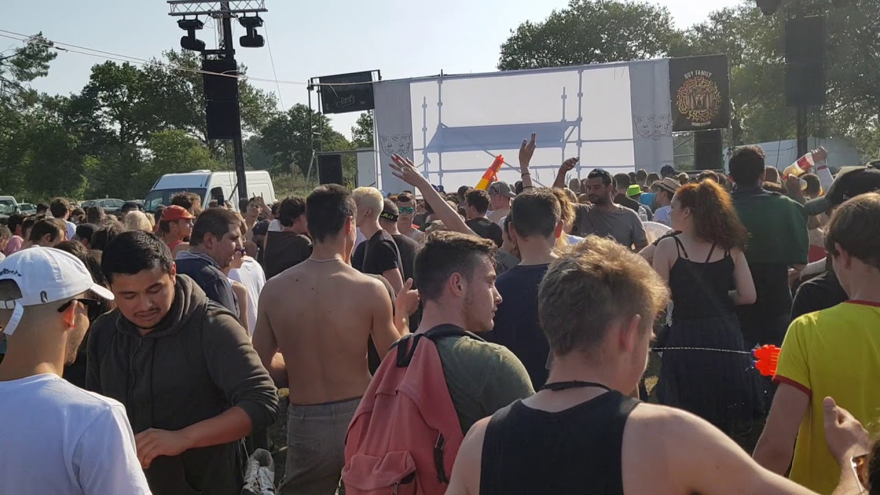 GROSSE HARDSTYLE !!! Dans ta gueule Façade A