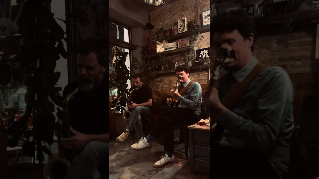 Albert Cirera & Dani Comas DUO - Uknown - Live at Cityzen Cafe