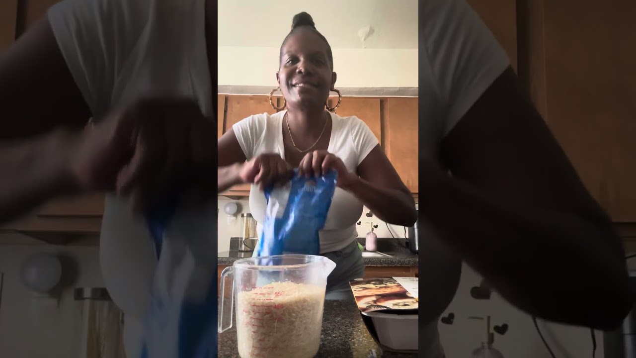 Aldi’s stuffed chicken ￼dinner for one #cookingdinner #singlelife 