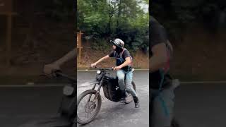 aggressive wheelie #ElectricMotorcycle #EMotorcycle #ElectricBike #ElectricMotorbike#ElectricVehicle