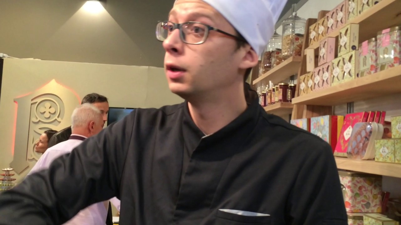 Fabrication des Calissons le Roy René