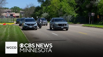 What lane splitting and filtering means for vehicles and motorcycles