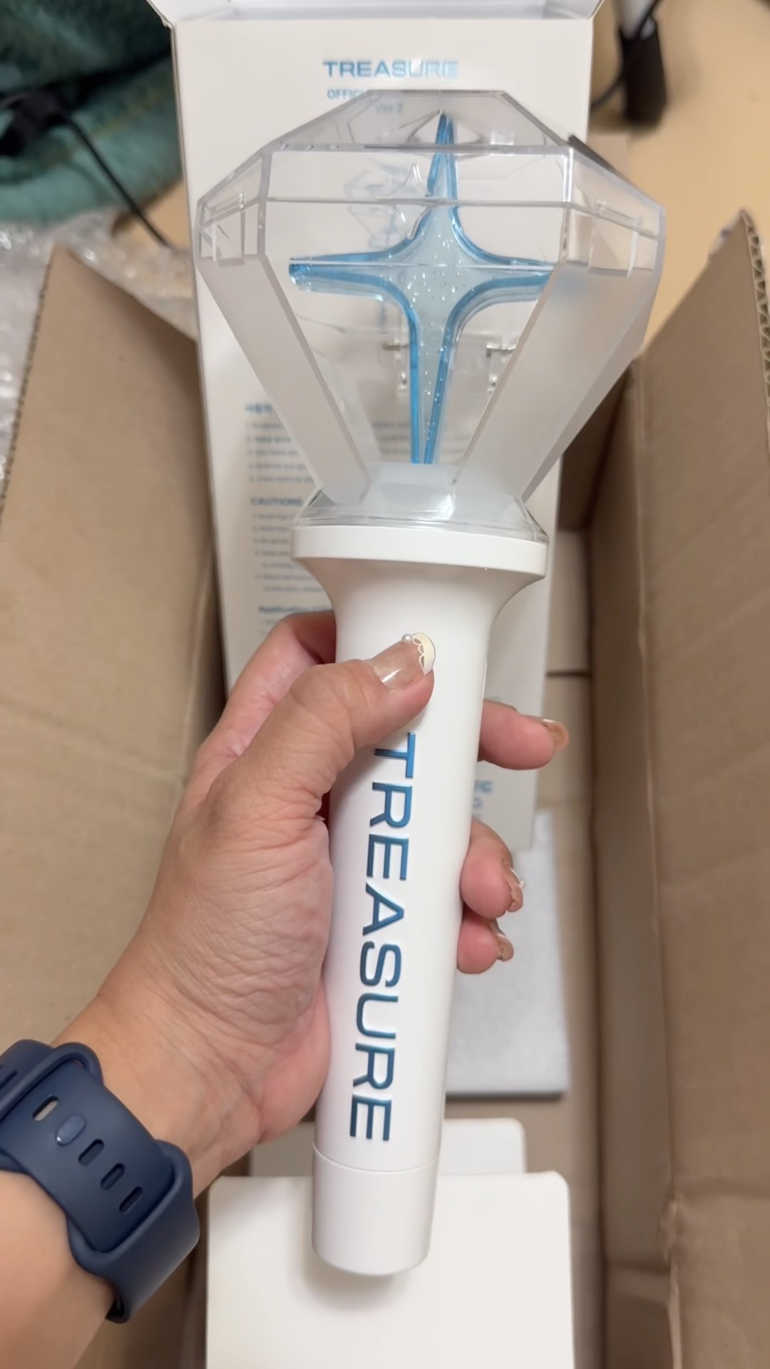 TREASURE OFFICIAL LIGHTSTICK VERSION 2 #treasure