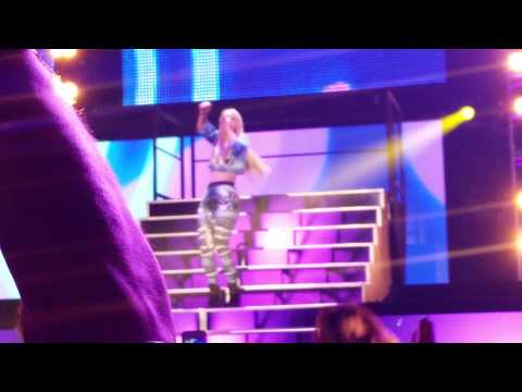 Iggy Azalea Turning Up 