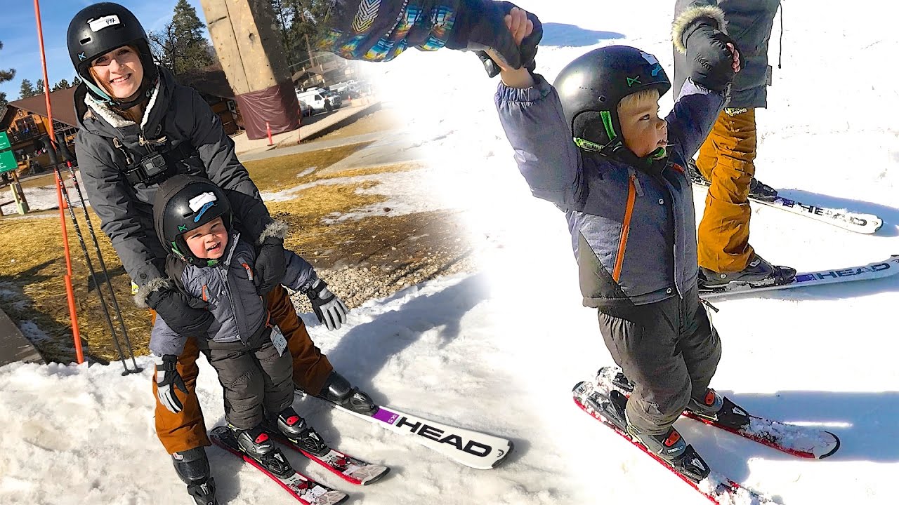 canon definicion TODDLER'S FIRST TIME SKIING!