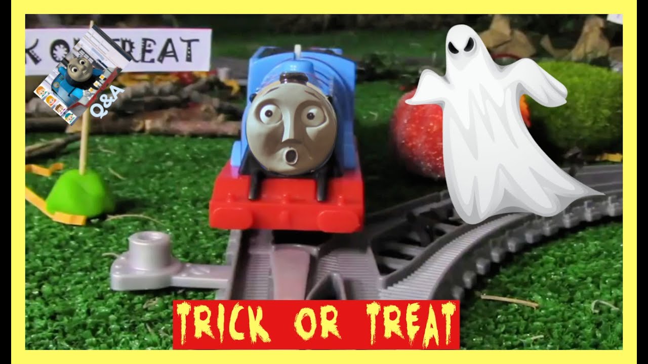 Thomas and Friends Trick or Treat | Thomas the Tank Engine Halloween