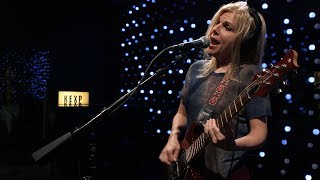 Miniatura de vídeo de "Belly - Shiny One (Live on KEXP)"