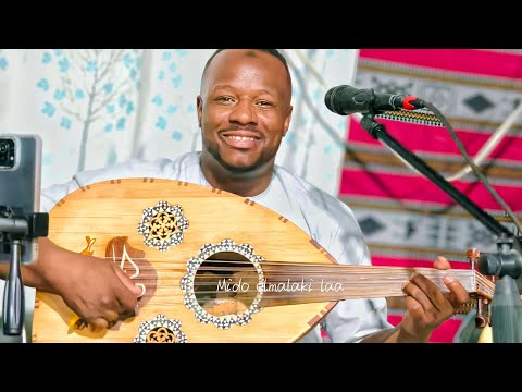 داك الاسمر الغالي الفنان مصطفى حالة علوول خطييير وجميل ضع السماعات الى بغيت تزهى مليح استمتعوو