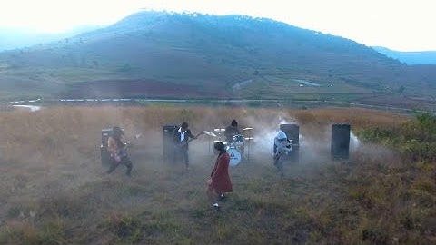 Eternal Gosh ! - Lu Ngal Thet Tant (official Music Video)