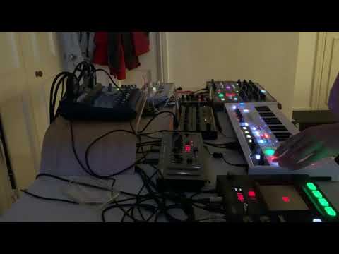 Ambient to Acid Live Jam (Keystep Pro, Korg KP3+, Drumbrute, Roland SH-01a, Crave, TD-3)