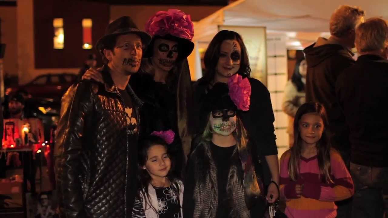 CW Podsquad: Dia De Los Muertos (Berkeley)