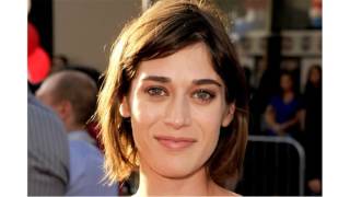 Lizzy Caplan