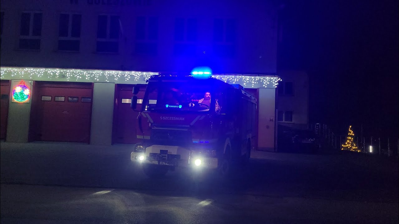 [Syrena i Wyjazd] Alarm OSP KSRG Goleszów do Plamy Oleju. Wyjazd 439[S]86