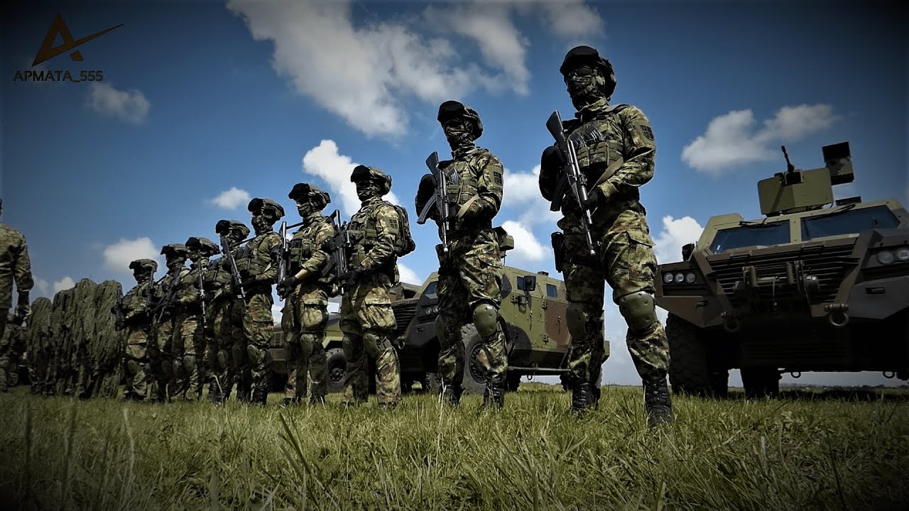 Obilazak tehnike i pripadnika vojske Srbije na aerodromu "Pukovnik-pilot Milenko Pavlović".