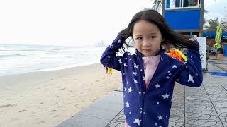 Download Lagu Amilia am Meerstrand by  Man Thái Da Nắng  MP3