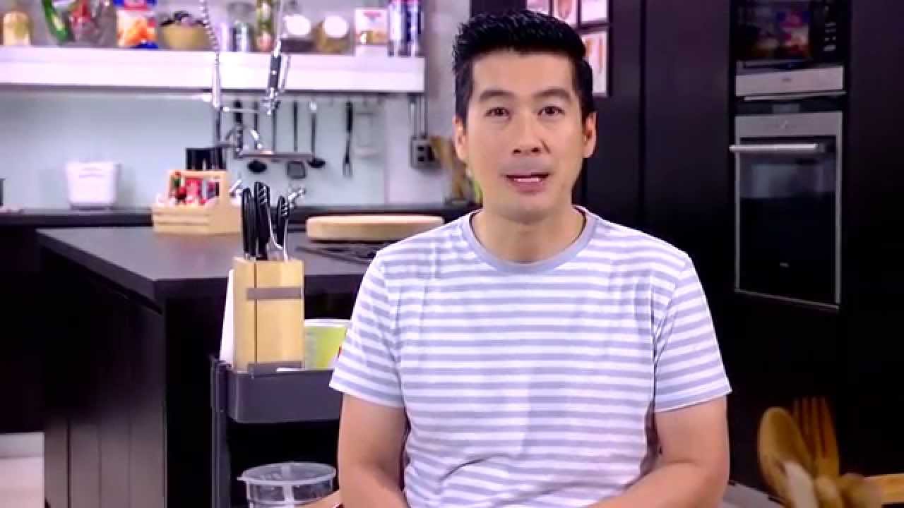 read Property: Mainstream and Critical Positions