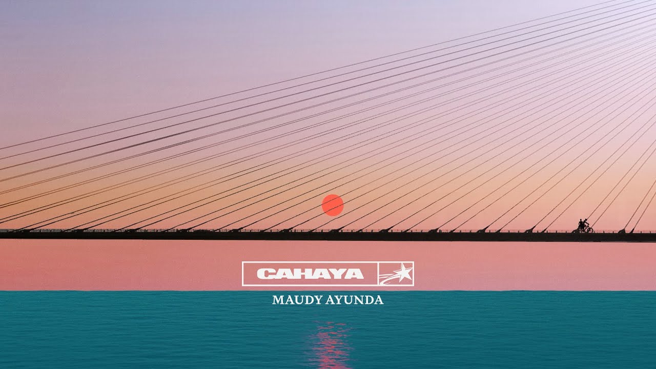 Maudy Ayunda - Cahaya | Official Lyric Video