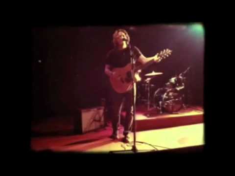 Παρακολούθηση Luke Wade playing As Quiet As You Can στο YouTube Παρακολούθηση Luke Wade playing As Quiet As You Can στο YouTube