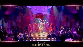 Anarkali disco chali song teaser Housefull 2   Malaika Arora Khan   YouTube screenshot 3