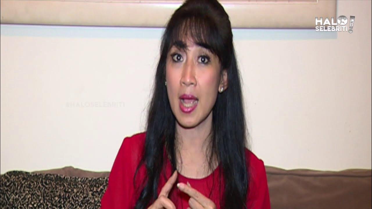 Ikki kishi mast ayolni eshakda sikishdi (ruscha)