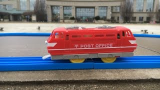Plarail EF66 postal vehicles electric locomotive visit Redding City Hall California (03046)