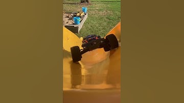 Traxxas Rustler RC climbs up slide #traxxas #shorts #rccar #rustler #subscribe