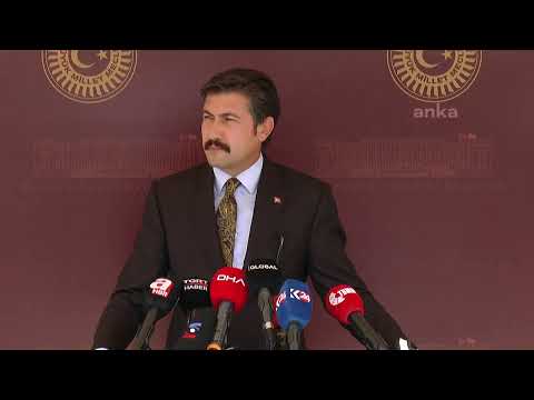 AKP Grup Başkanvekili Cahit Özkan Açıklama Yapıyor