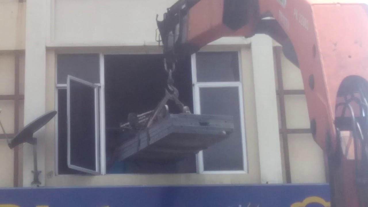 Kecik Kuantan Snooker Academy in the making Delivery of tabletop concrete slabs YouTube