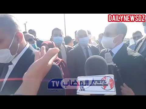 مواطن لوالي عنابة كيفاش أنا ميت بالشر و انت تبنيلي في ملعب رياضي صطاد 