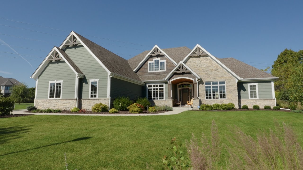 Mequon WI Home Tour | Modern Ranch with Open Floorplan