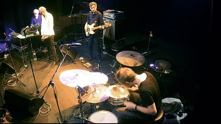 Arthur Hnatek drumsolo on The Dawn (Erik Truffaz Q...